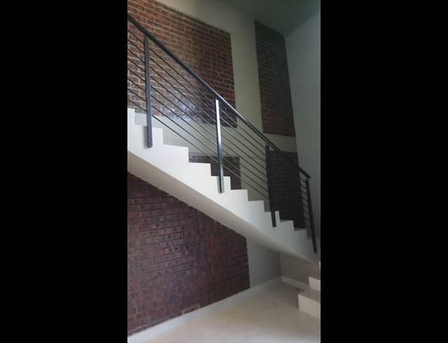 2 BEDROOM APARTMENT FOR SALE IN UMHLANGA RIDGE